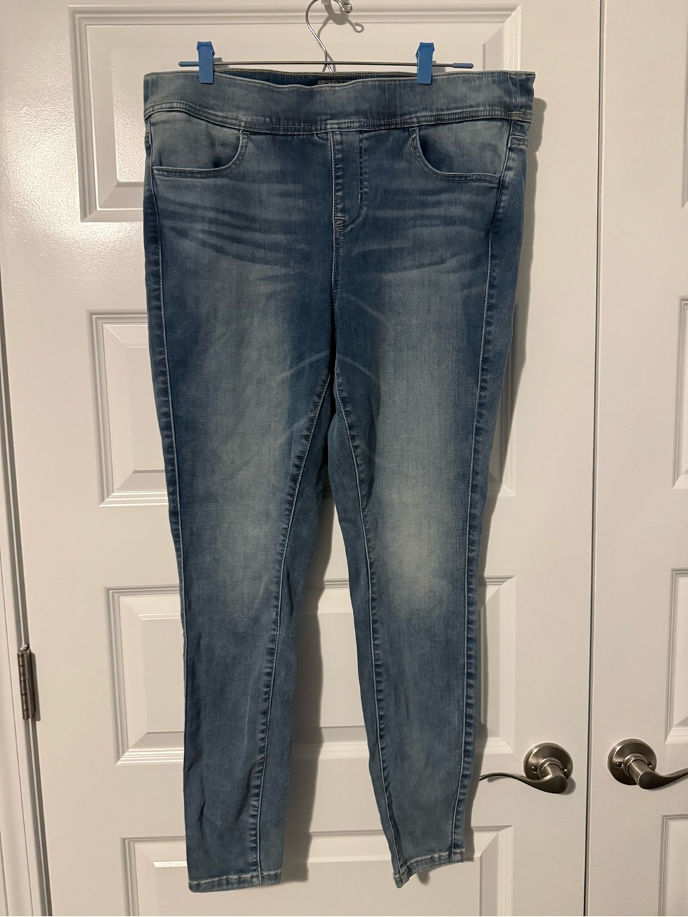 torrid Light Blue Pull-On Jeggings